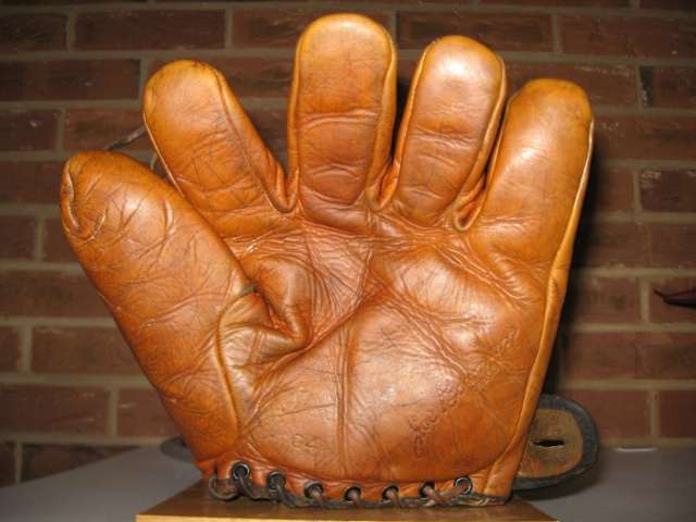 Joe Bowman Goldsmith G4 Front